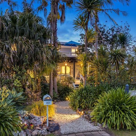 Готель Kiwi House Waiheke Oneroa Екстер'єр фото