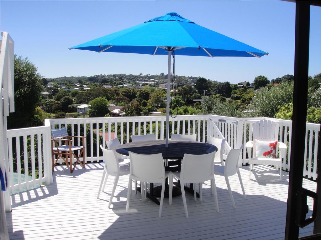 Готель Kiwi House Waiheke Oneroa Екстер'єр фото